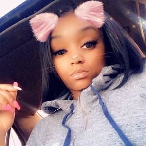 Meet your Posher, Coca